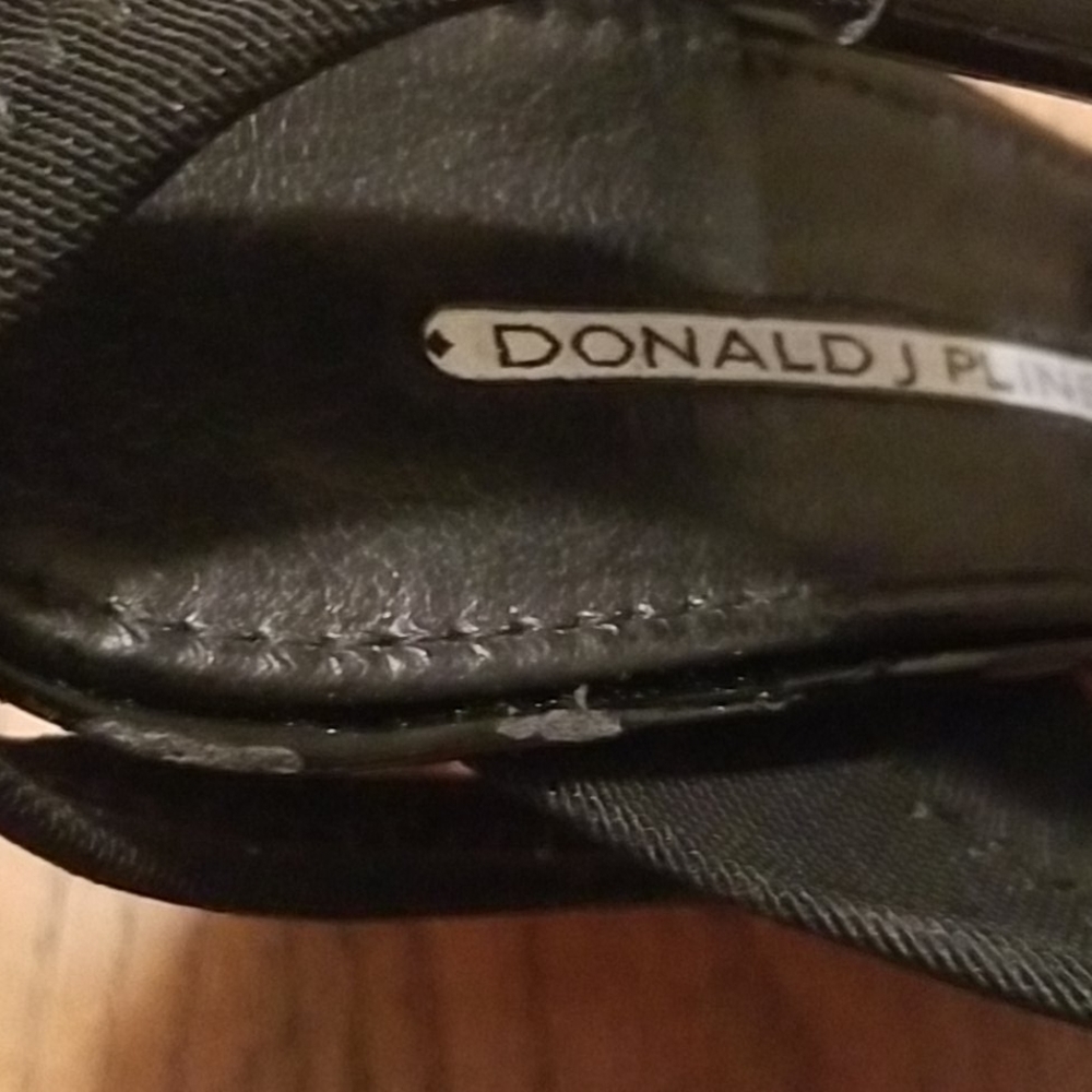 Sandals - Picture 3 of 6